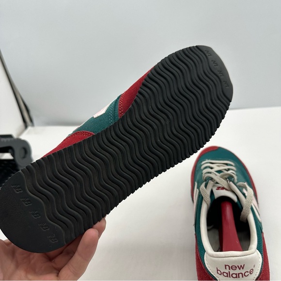 New Balance 620 Womens 10 Red/Green Running Shoes Sneakers Suede Christmas Color - Picture 10 of 12
